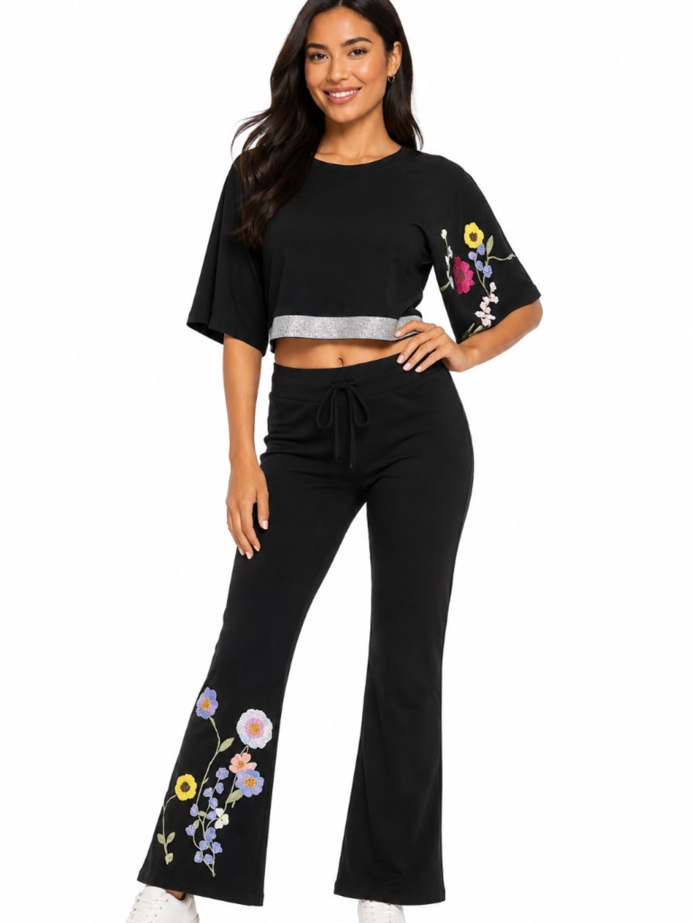Black Two Piece Casual Set With Floral Appliqués